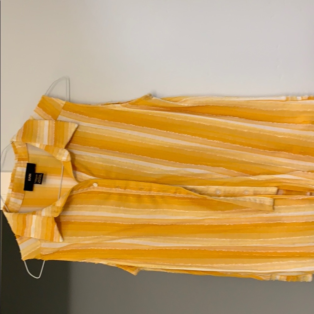 Gorgeous yellow blouse
